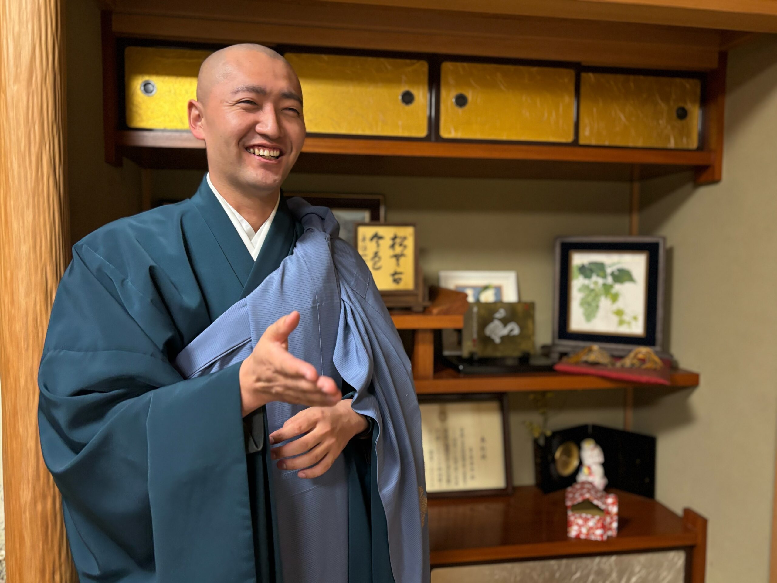 霊運院住職　青蔭鴻慈